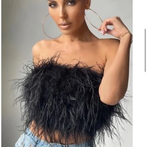 Club London DREAM DAZE 
Black FEATHER BANDEAU CROP TOP